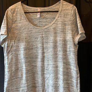 Lularoe Classic Tee